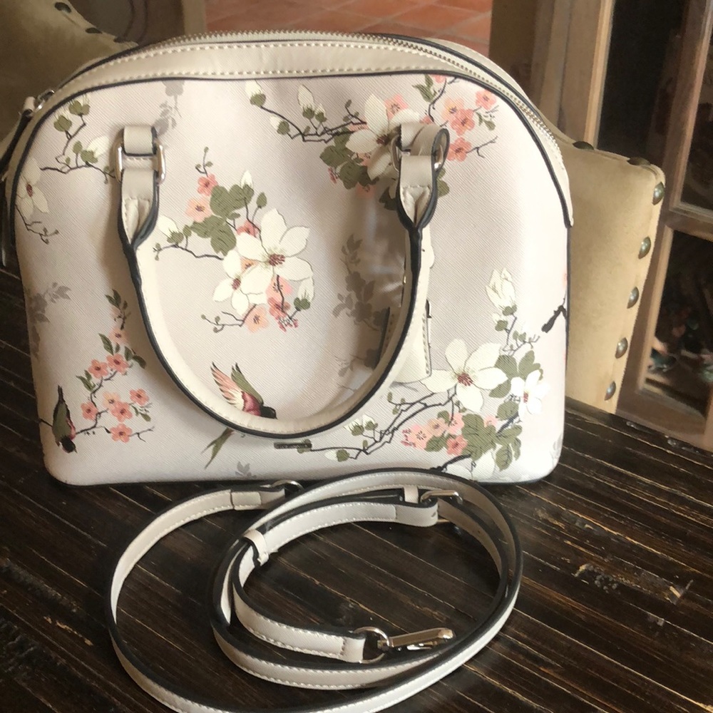 Guess satchel